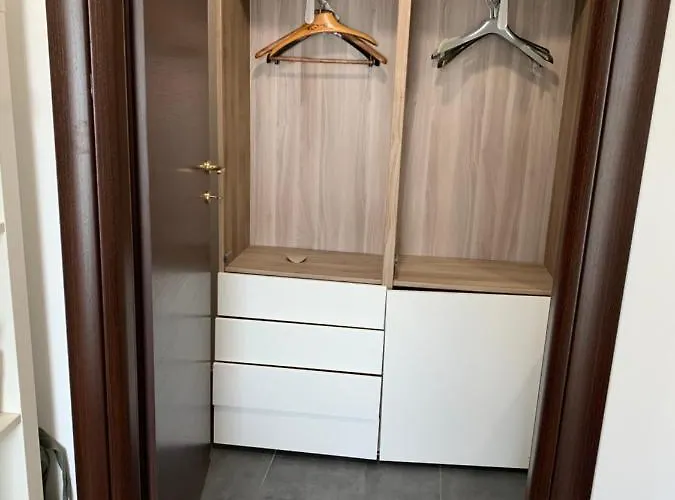 La Collina Sul Mare 朱利亚诺瓦